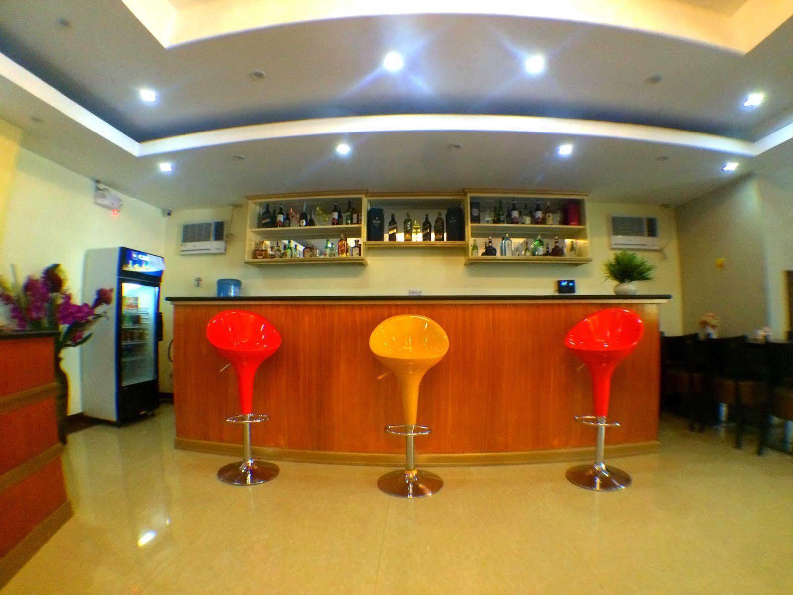 Rainbowland Hotel Olongapo Zewnętrze zdjęcie