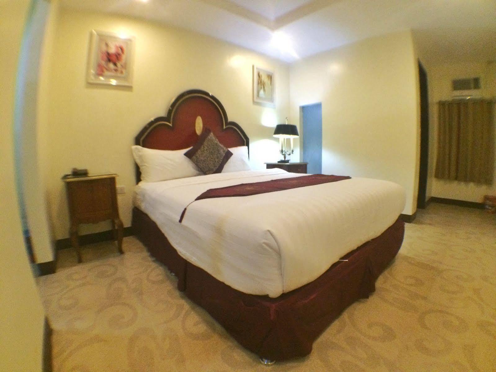 Rainbowland Hotel Olongapo Zewnętrze zdjęcie